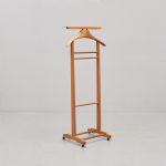 1206 6517 VALET STAND